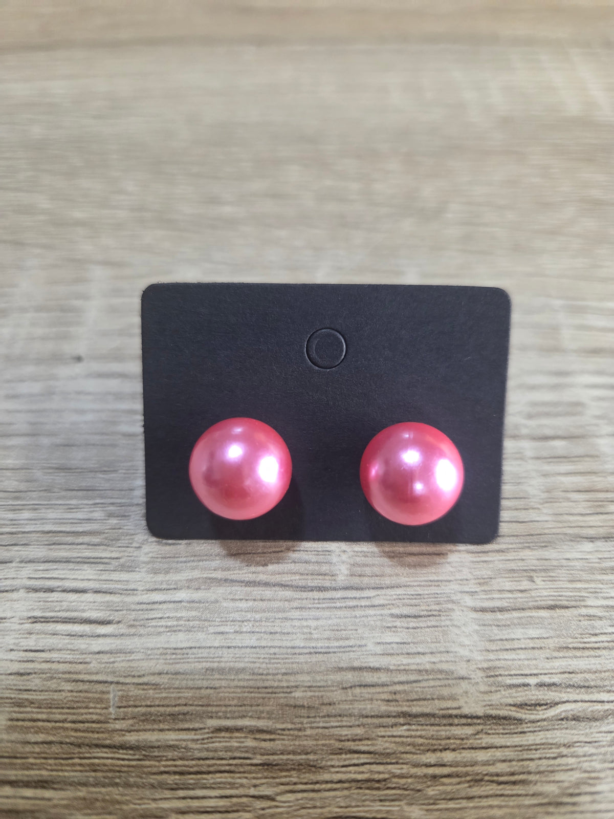 BIG PEARL STUDS