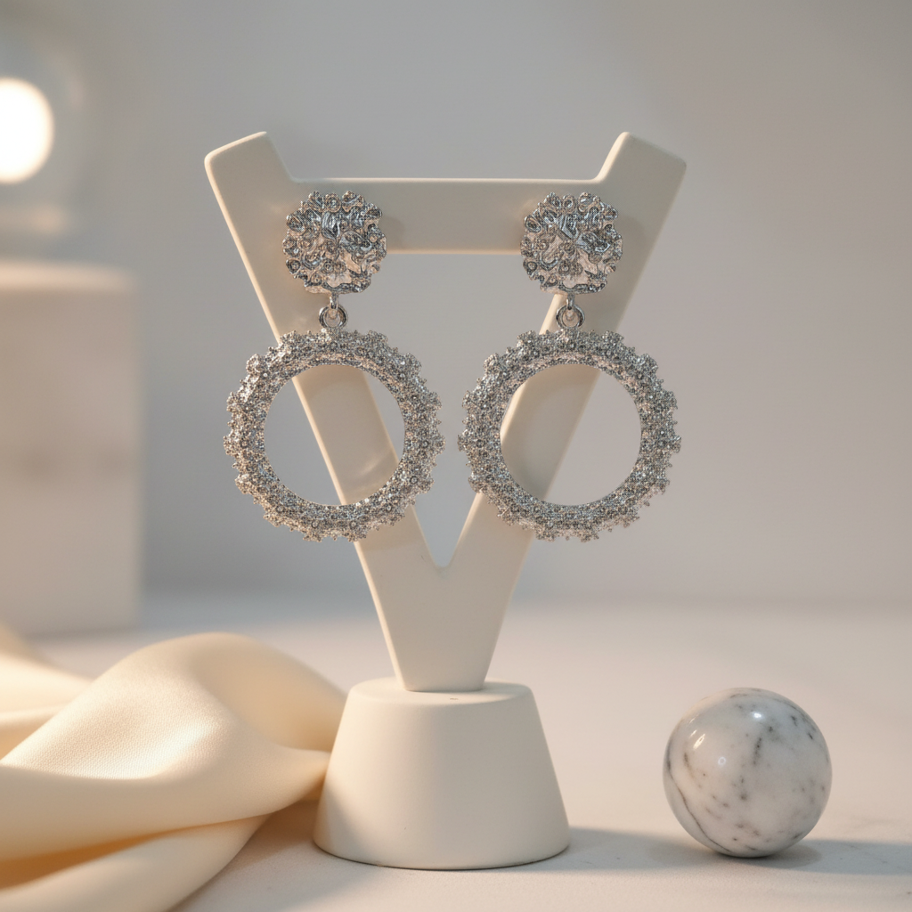 SILVER CIRCLE EARRINGS